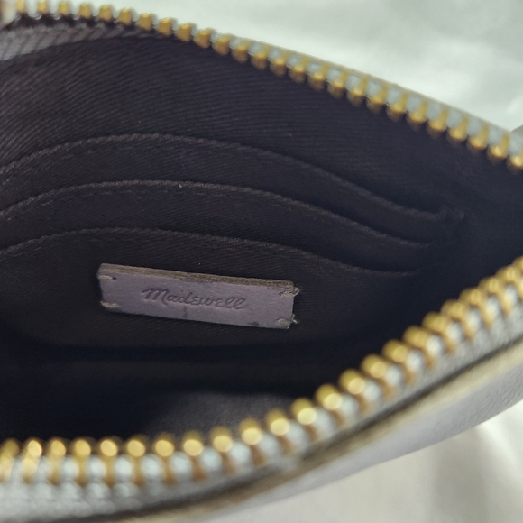 Madewell Daisy Embroidered Wristlet - Picture 4 of 8